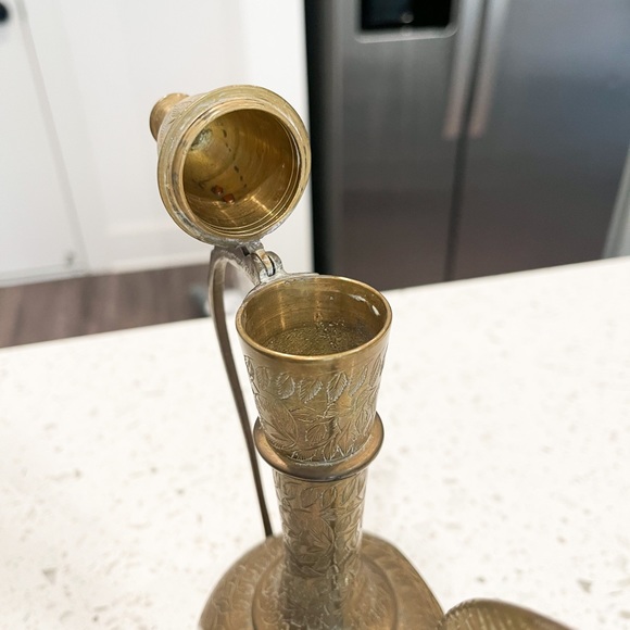 Handmade Vintage solid brass aftaba ewer. 1960’s India Surah Dallah Teapot. - Picture 5 of 8